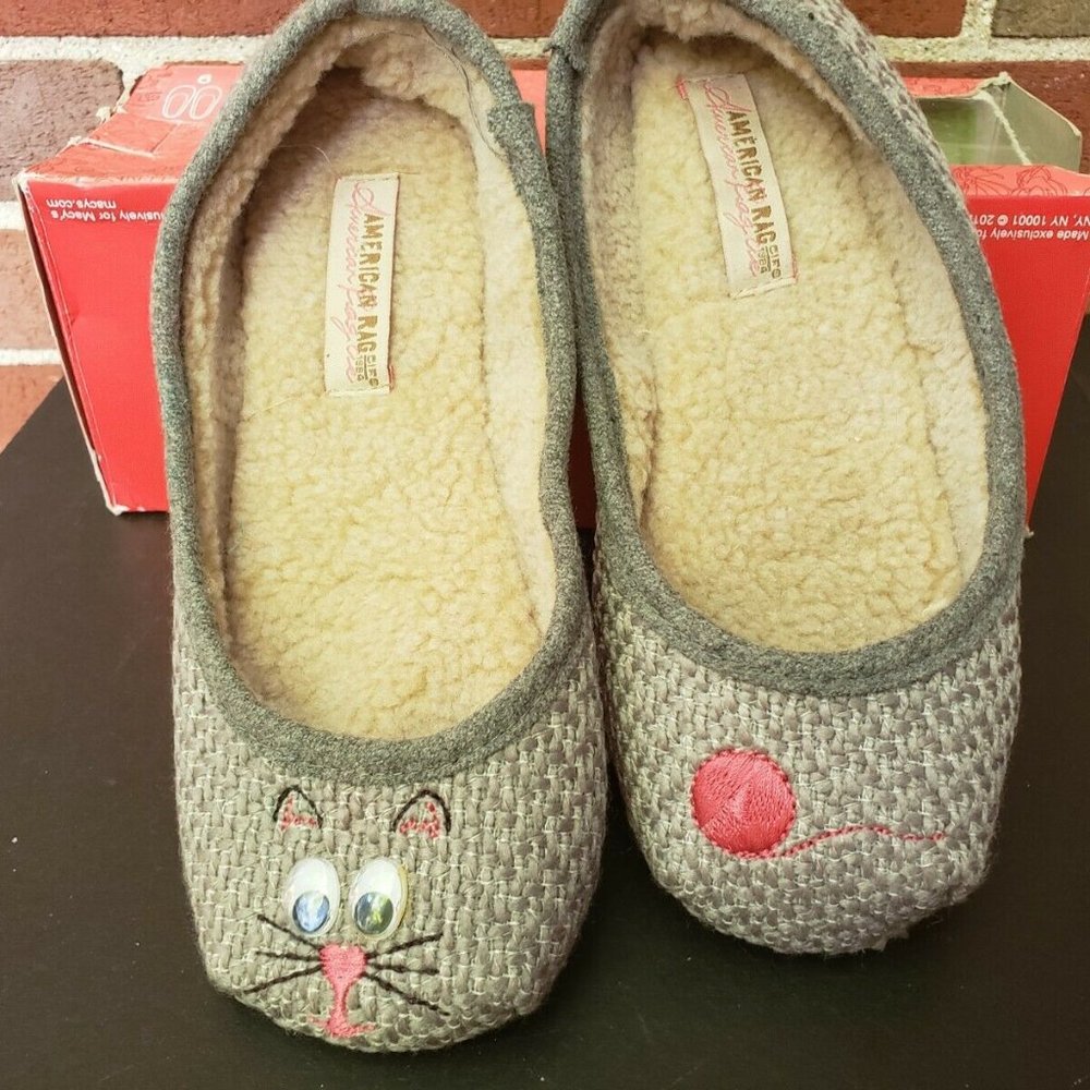 NIB American Rag Kitty Slippers w/Eyes Gray Size 7M
